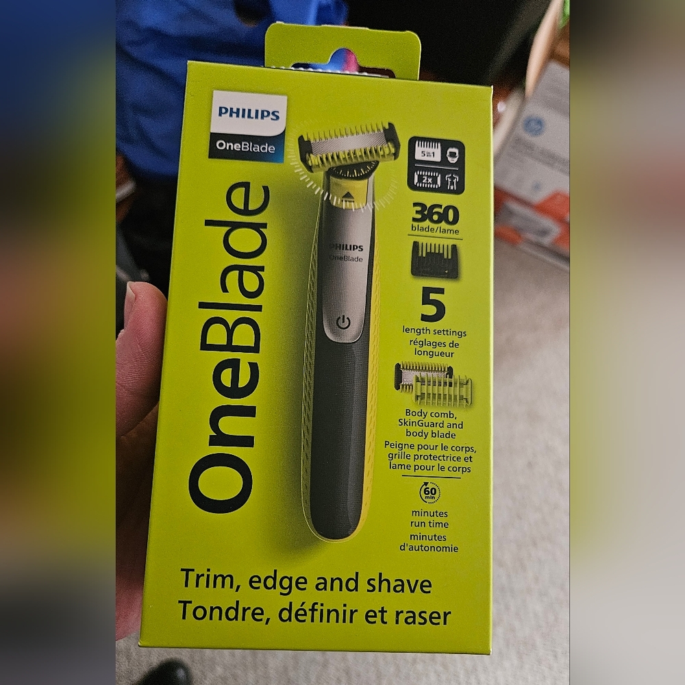 Philips Green Grooming Tools for Precision Care